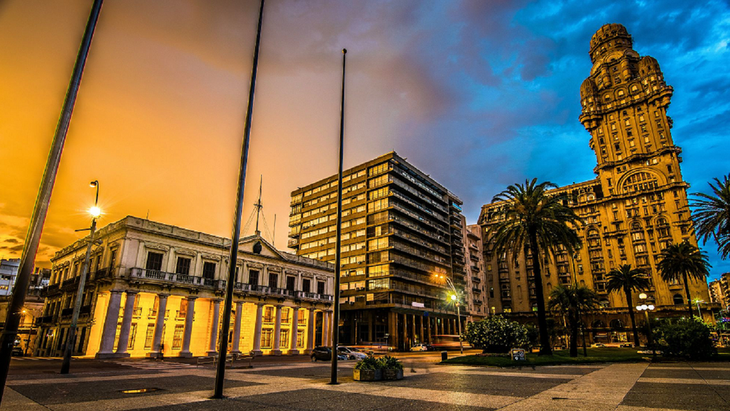 URUGUAY INSURANCE COMPANY RANKINGS